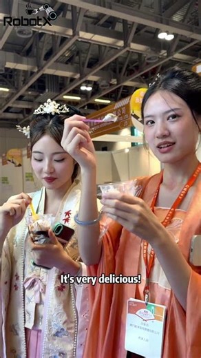 Challenge! Random Passersby's Real Reviews