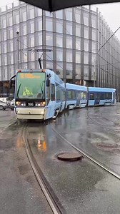 890K views · 5.1K reactions | Norveç'in Oslo kentinde Hans fırtınası sırasında selden kaynaklanan yüksek su basıncı nedeniyle rögar kapaklarının "dans ettiği" görüldü. Bu kapaklar yaklaşık 50 kg ağırlığındadır ve 40 tona kadar basıncı kaldırabilecek şekilde tasarlanmıştır. #bilim #fizik #basınç | Çılgın Fizikçiler ve Bilim İnsanları | Facebook