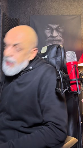 Dimitris Chavres on Instagram: "Ενεργοποιούμε το Διάφραγμα! Από 2εως 4 λεπτά για"