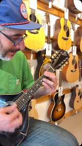 #mandomonday is here and today we get to show you a 1917 Gibson H-1 Mandola. It’s times like these you might as well explore the lower tuning of a viola. Such a sweet instrument. Who wants to play it for the next 108 years? ‍♂️‍♀️ #mandolin #gibson #mandola #mandolino #mandalorian | Telluride Music Co. | Facebook