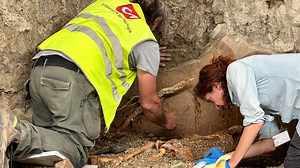 Pompeii: The New Dig - Valeria Makes a Shocking Discovery - Twin Cities PBS