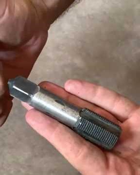 Manual Lathe Thread Cutting Skills | Full Technique Demo