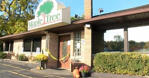 Maple Tree regulars react as fire temporarily forces supper club to close its doors