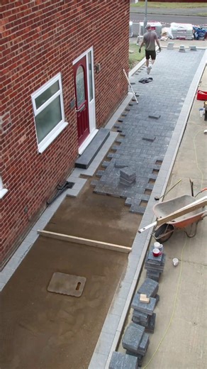 Transformation loading … ⏳ Discover Marshalls Gardens and Driveways LunarⓇ paving and order your free sample today See it. Build it. Love it. #paving #transformation #construction #Jewson #fyp | Jewson