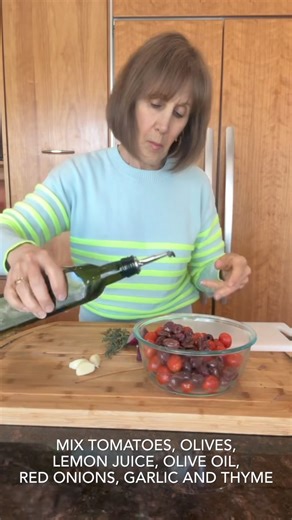 You’ve got to try this cod with roasted tomatoes and olives.🍅🫒 A great way to incorporate a meatless meal into your rotation and it’s SO easy. Recipe details ⬇️ INGREDIENTS 12 oz cherry tomatoes (2 cups) ½ cup black or green olives cut in half ½ lemon squeezed 3 tbsp olive oil ¼ cup diced red onion 4 garlic cloves finely chopped 1 tbsp fresh thyme chopped (optional) Salt and pepper INSTRUCTIONS 1. Add tomatoes, olives, lemon juice, olive oil, chopped red onion, garlic and thyme into bowl, add 