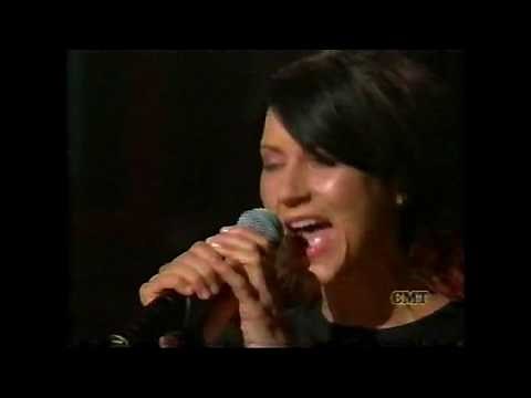 SheDAISY mini concert 2004