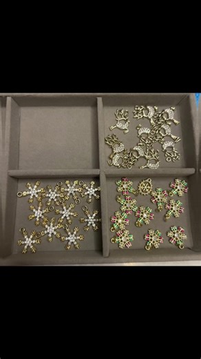 Our first fall and winter charms have arrived! Way more on the way ;) what else should we add? #fallcharms #wintercharms #charmbracelet #charmingtrinkets