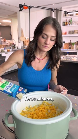 How to Make Hot Mess Chicken