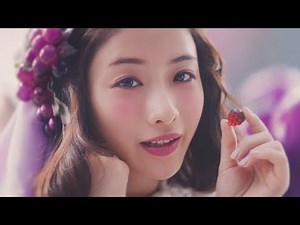 石原さとみ、可愛いグミの妖精姿で登場 明治『果汁グミ』新TVCM「果汁を食べたい」篇・「果汁じゅわわん」篇＆メイキング映像