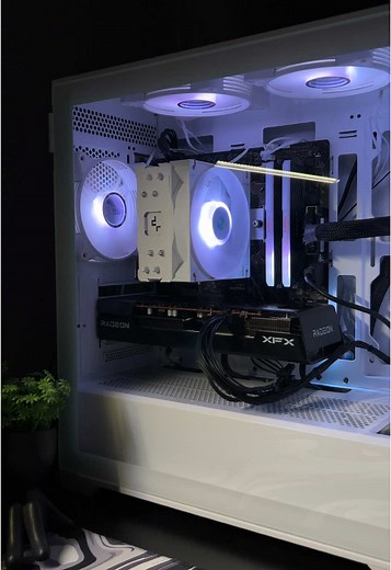 Choosing Between RX 7600 and R5 5600GT for Gaming