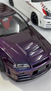 🚨EPIC GRAIL UNBOXING! Nissan Skyline GT-R34 Midnight Purple! HOLY GRAIL ALERT😱 Massive shoutout to our LEGENDARY customer who flew all the way from 🇮🇩Indonesia to CTHTOYS Malacca, 🇲🇾 JUST for this ✅ULTRA-RARE Nissan Skyline GT-R34 (Midnight Purple)! 🙌🇮🇩➡️🇲🇾 WHY THE MISSION? This 1:18 BEAST is SOLD OUT across Indonesia🇮🇩 and limited to ONLY 999 UNITS worldwide🌍Talk about dedication! 🔥 UNBOX THE MAGIC: ✅ FULL DIE-CAST METAL BODY – Solid luxury in your hands! ✅ OPENING HOOD with REAL