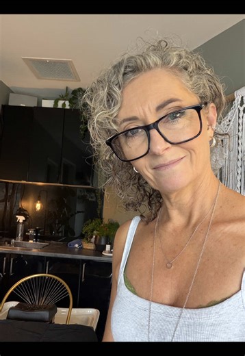 Trust the pull 💛 Bookings and gift vouchers available from my website https://www.petitesalon.co.nz/ #headspa #foryoupage #trust #headmassage #guidance