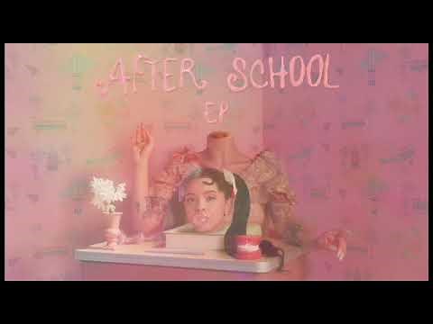 Melanie Martinez - Glued (1 Hour)
