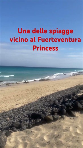 La spiaggia a destra del Fuerteventura Princess