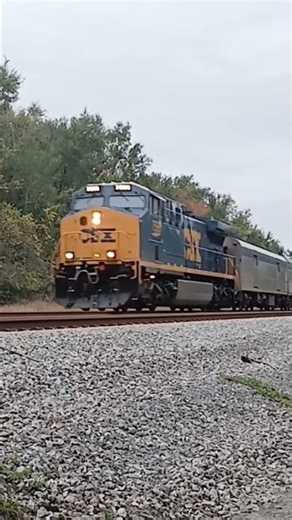 geometry train thru Oxford #csxtransportation #csxrailroad #railfan #csx #csxt #train #geometry