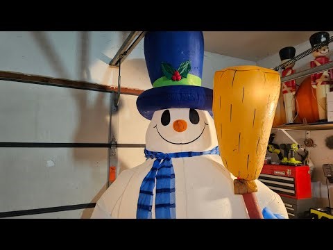 8ft inflatable 2003 blue hat broom snowman