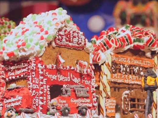 Gingerbread Lane: World's Largest Gingerbread Village On Track to Break Its Own Record