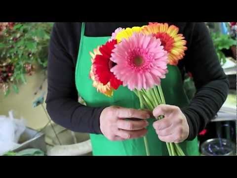 DIY How to make your own wedding bouquet with gerbera daisies