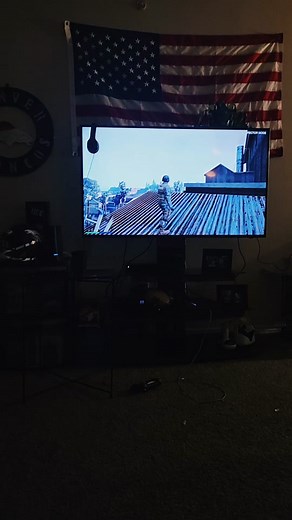 Tonii Baloneyy (@toniibaloneyy)’s videos with original sound - Angry Emo Fish