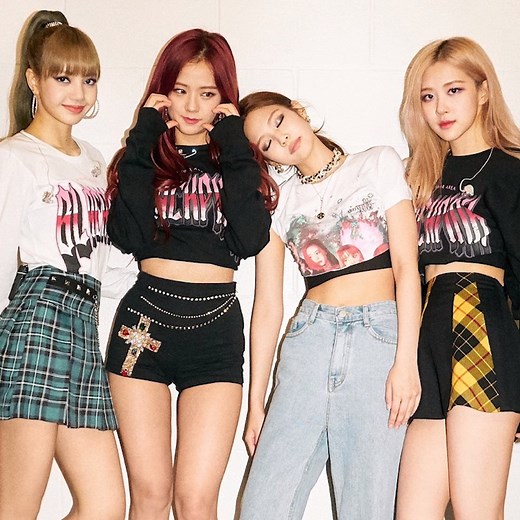 BLACKPINK OFFICIAL TOUR MERCH 👉 http://smarturl.it/BLACKPINKMerch | BLACKPINK