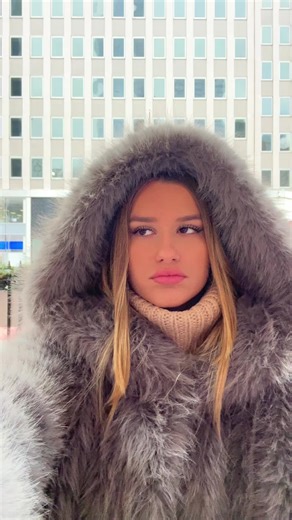 arrivo alla cena di famuglia tutta high #merrychristmas 🥰