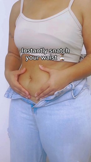 We stop everything for this crazy shapewear.#shapewear #shaperin #swimsuit #tummycontrol #figure #viral #fyp