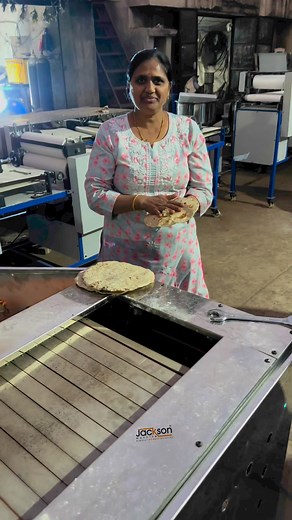 15K views · 108 reactions | Juvari roti making machine | chapati making machine | roti maker | chapati maker machine | juvari roti ki automatic machine | chapati machine #rotimachine #trending #facbookreel #instagood #viral #video #roti | Jackson Machines | Facebook