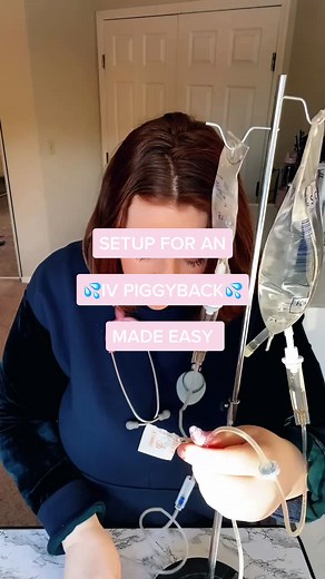 💦🩺💉How to set up a secondary IV (IV Piggyback)! #fyp #foryou #nurse #nursingstudent