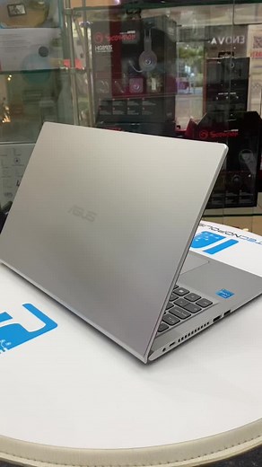 Asus Vivobook X515EA, a precio bomba 💣💵 💻 visítanos, estamos ubicados en el centro comercial El Bosque #asus #vivobook #economica #quito #ccelbosqueoficial