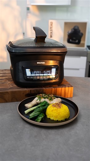 Thao Armstrong on Instagram: "This is my Hainanese Chicken and Rice, cooked in just one appliance. The 14-in-1 Wolstead Cook Master. First, I poach the chicken at 85 °C for 30 minutes using the simmer function. Then I switch to Manual to render the chicken fat with some garlic, ginger and a bit of turmeric. Add the rice and poaching stock, switch to rice function and 15 minutes later, dinner is done. The Wolstead Cook Master replaces your grill, oven, air fryer, rice cooker and more, everything 