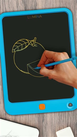 A drawing of an orange with a slice cut in half #shorts #howtodraw #kidart #easydrawing