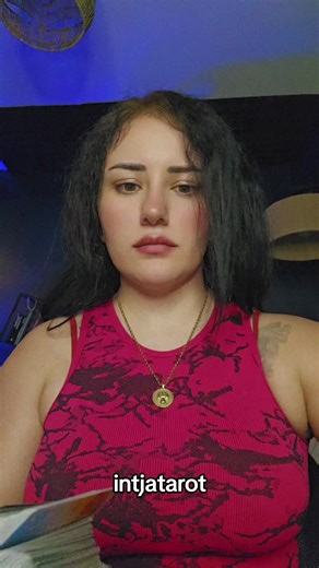 INTJ-A Tarot (@intjatarot)’s video of tarot reading