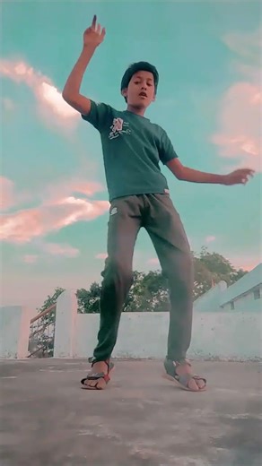 water l trending l Dance cover l #ytshorts #shorts