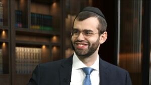 Watch: Inside ArtScroll – Episode 4:21: Shmuel Botnick