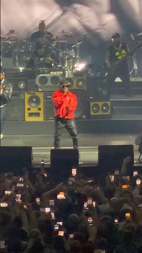Mobb Deep’s Havoc performs Shook Ones Pt. II at Wu-Tang Clan live O2 Arena London #concert #wutang