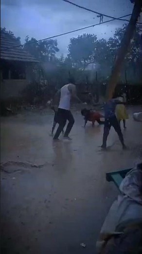 likes 💦☔🌧️🏳️‍🌈