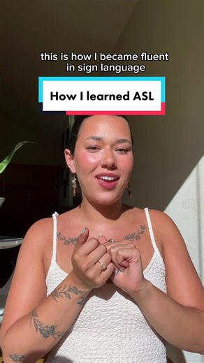 Making my page more INCLUSIVE ✨ Learning ASL is such a cool skill, its a language that connects you to so many cool people, and introduces you to an ENTIRE new culture, ill def be posting more lifestyle content incorporating ASL! 🤟🏼 #signlanguage #howtolearnaslsignlanguage #lifestyle #lifeinspo #whyisign #learnasl #deafally #inclusivity #lifestyleblogger