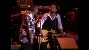Bruce Springsteen w/ the Max Weinberg 7 and Sam Moore - Hold On, I'm Coming (Live 2003)
