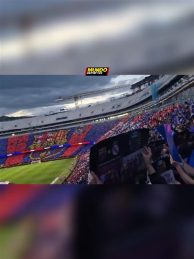 😍🔵🔴 El espectacular tifo en el Spotify Camp Nou visto desde las gradas #fcbarcelona #fcb #elclasico