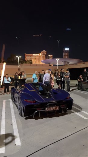 Keegan on Instagram: "Koenigsegg Jesko or Bugatti Chiron . . #supercars#hypercars#reels"