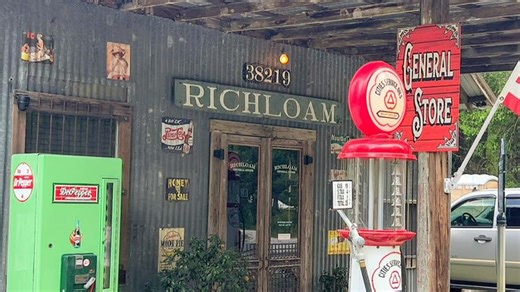 This Florida old-timey general store is 1 of the 5 best on this list. Here’s where it is