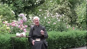 Join Dean Robert for today’s Morning Prayer from The Deanery Garden at Canterbury Cathedral 🌷 | Canterbury Cathedral
