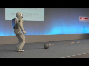 Honda 新型ASIMO (2011) シュート
