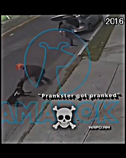 "The Clown Picked The WRONG Guy 🤡☠️" #prank #trollface #shorts