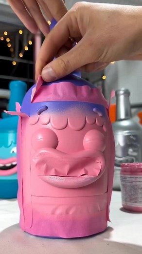 @mrcallaby Proves His Hand Painted Bottles Are Superior #paint #sculpture #artist #diy | PixlPlug