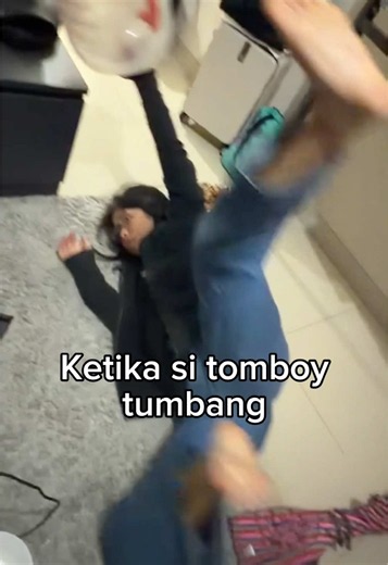 Obat Kuat Fira Habis? Reaksi Fira Maringka dan Kev