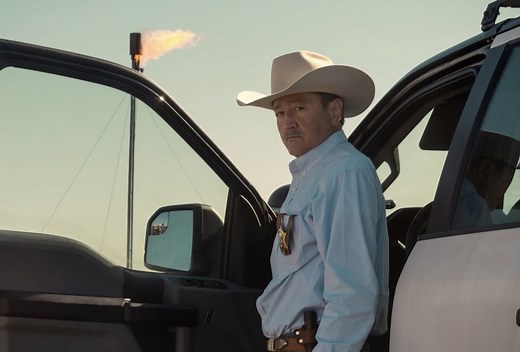 Did You Know Sheriff Walt Joeberg In ‘Landman’ Is ’90s Country Star Mark Collie? | Whiskey Riff