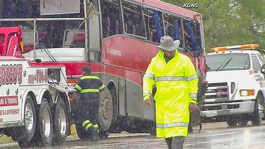 Texas Bus Crash Leaves 8 Dead, Dozens Injured