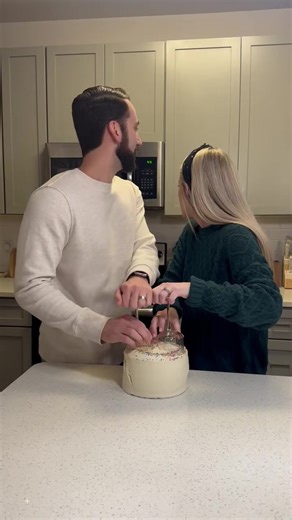 Error in gender disclosure 😂#funny #interesting #funnyvide #mistakes