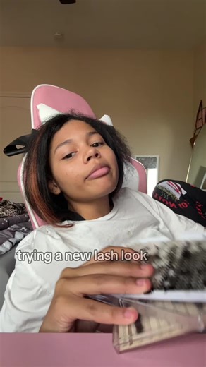 Achieve the Perfect Whispy Lash Look